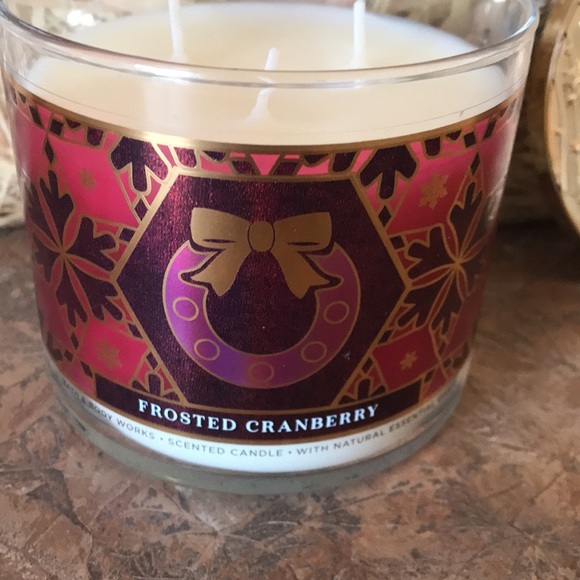 Bath and Bodyworks Frosted Cranberry three wick candle - Picture 2 of 6